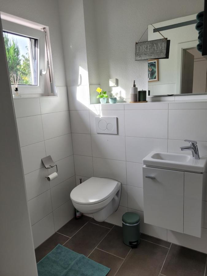 Lin'S Place - Private Room With Bath Near Fair Hannover Buitenkant foto